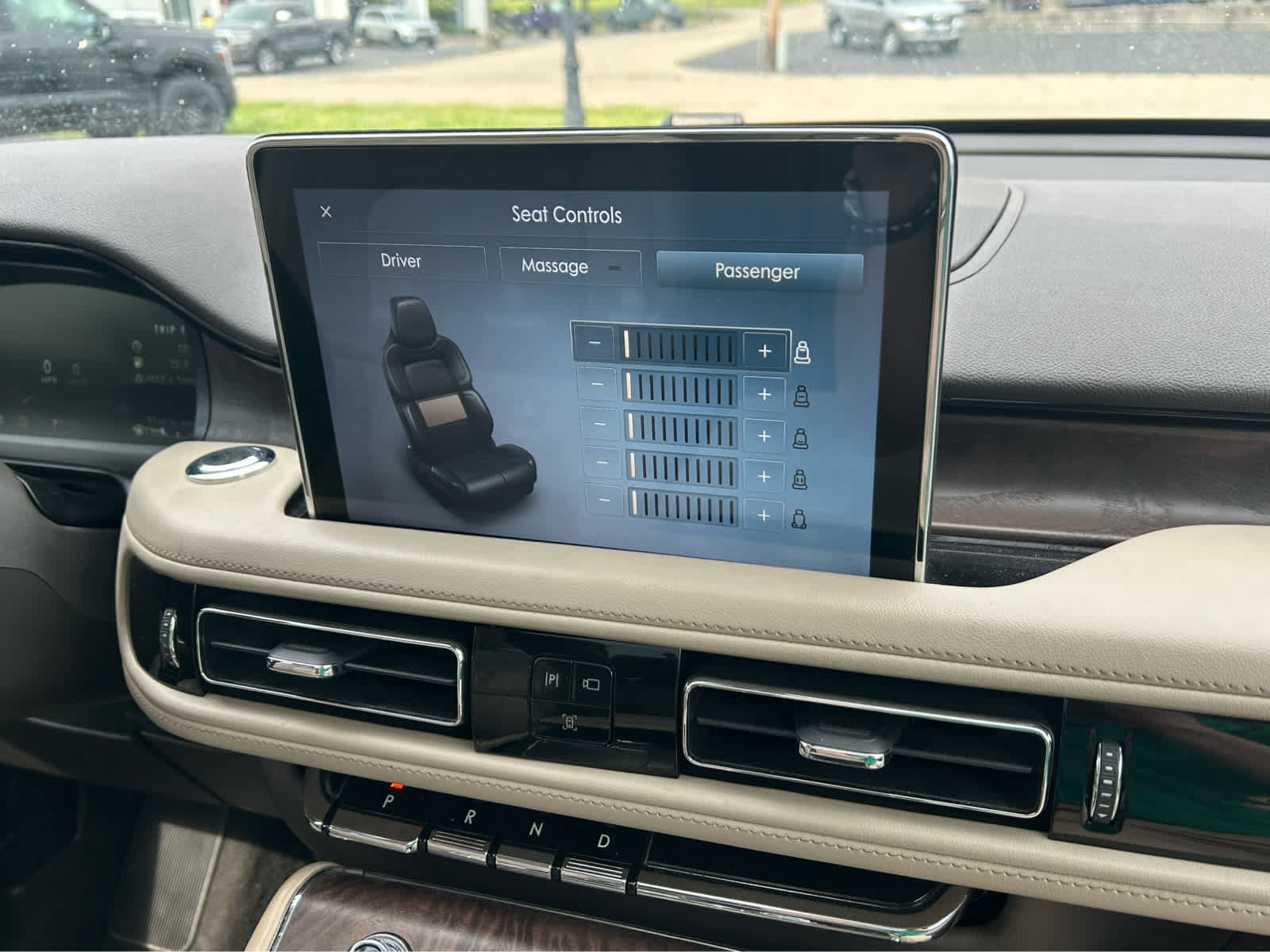 Used 2020 Lincoln Aviator Reserve w/ Equipment Group 202A AWD/4WD image 61