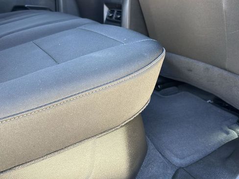 Used 2024 Chevrolet Colorado Trail Boss w/ Technology Package image 27