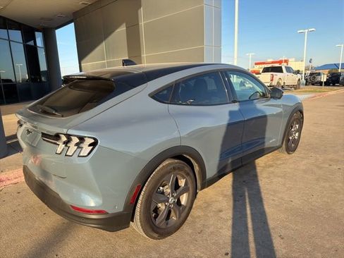 Used 2023 Ford Mustang Mach-E Select image 4