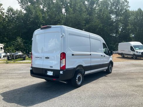 New 2026 Ford Transit 250 148 Medium Roof RWD image 5