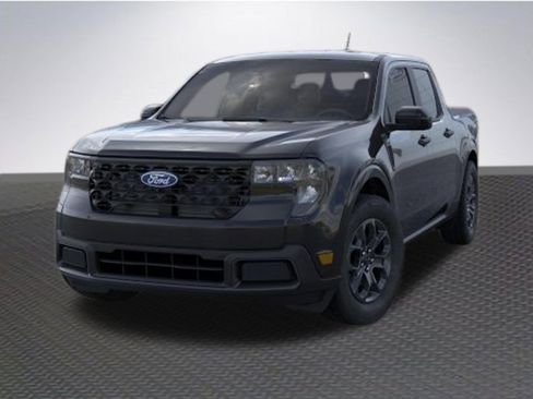 New 2026 Ford Maverick XLT w/ XLT Luxury Package FWD image 2