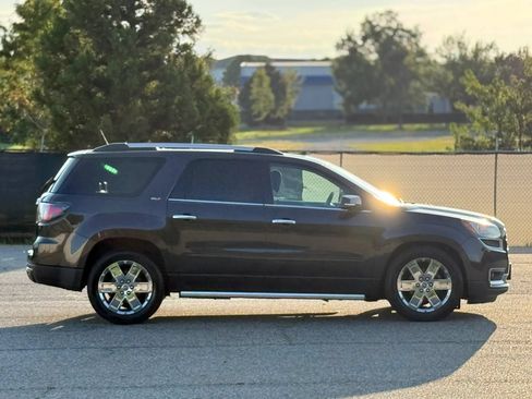 Used 2017 GMC Acadia Limited SLT AWD/4WD image 7