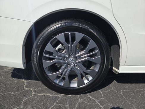 Used 2026 Honda Odyssey Touring image 23
