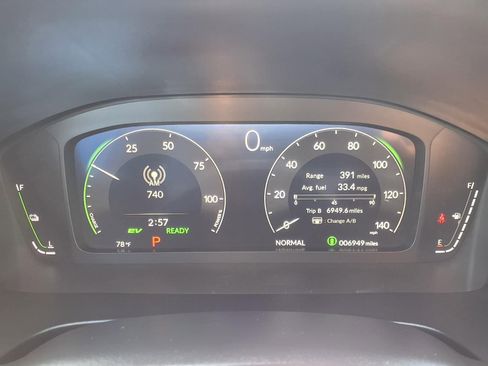 Used 2026 Honda CR-V TrailSport image 16