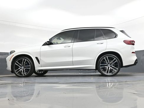 Used 2021 BMW X5 xDrive40i w/ M Sport Package AWD/4WD image 22