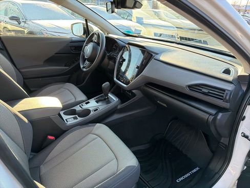 Used 2024 Subaru Crosstrek 2.0i Premium image 11