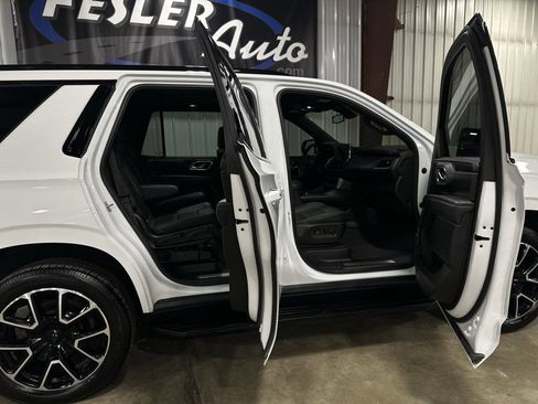 Used 2022 Chevrolet Tahoe RST w/ Luxury Package image 34