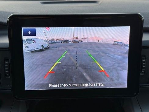 Certified 2023 Ford Explorer XLT image 37