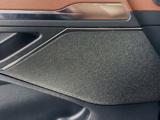 New 2026 Lincoln Navigator Reserve AWD/4WD image 19