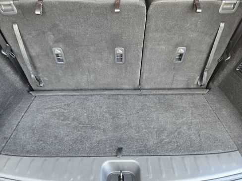 Used 2025 Nissan Pathfinder SV image 22