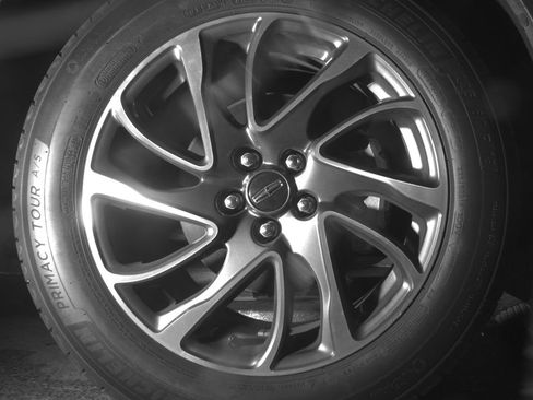 Used 2020 Lincoln Corsair FWD w/ Equipment Group 101A image 11