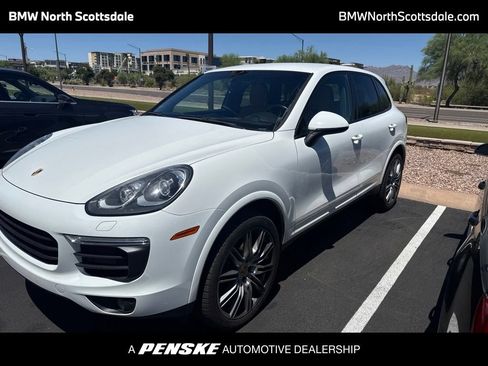Used 2017 Porsche Cayenne Platinum Edition AWD/4WD image 1
