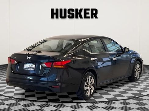 Used 2023 Nissan Altima 2.5 S FWD image 7