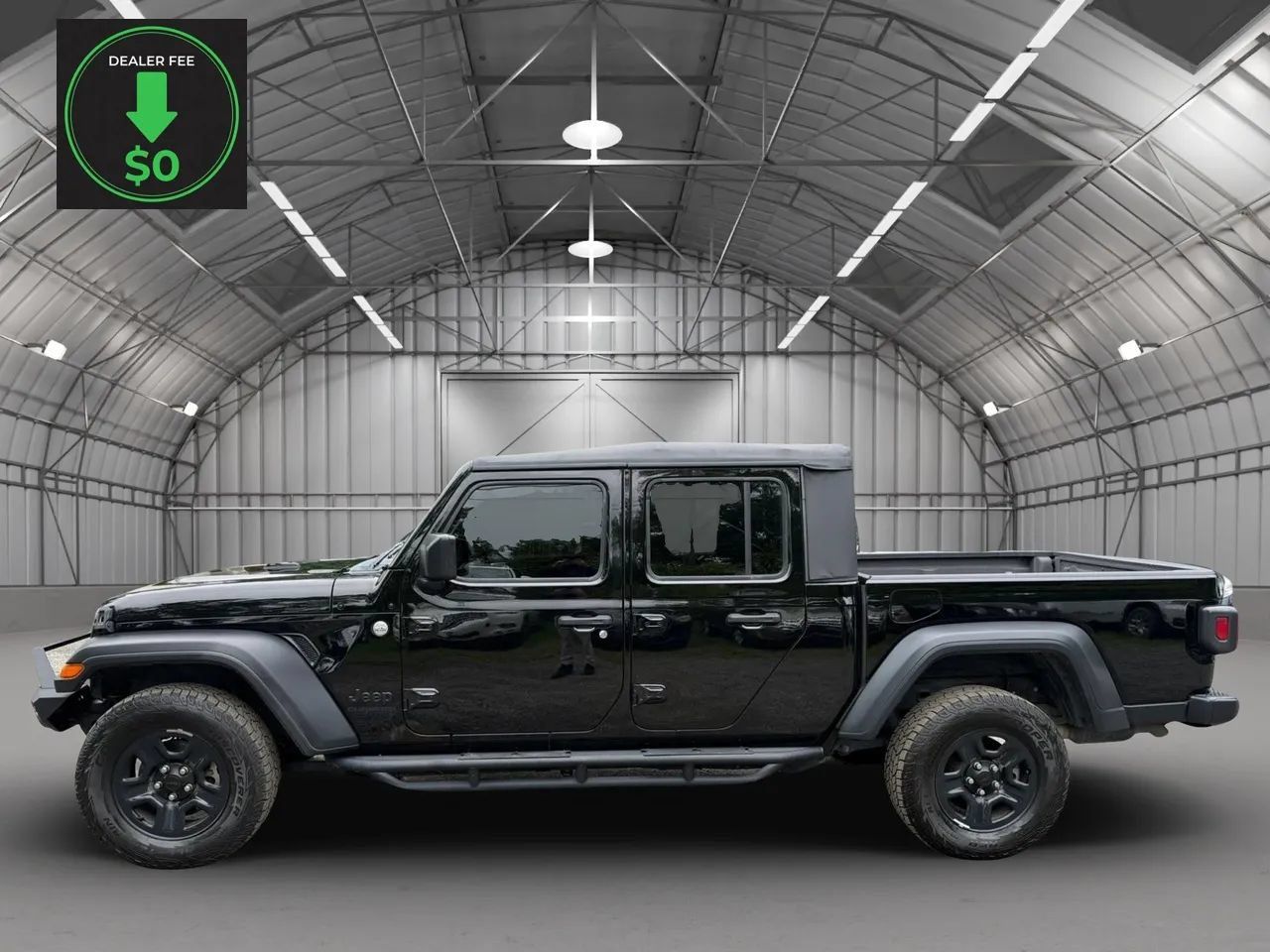 Used 2021 Jeep Gladiator Sport AWD/4WD image 2