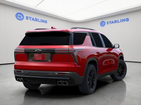 New 2026 Chevrolet Traverse LT w/ Enhanced Driving Package FWD image 3