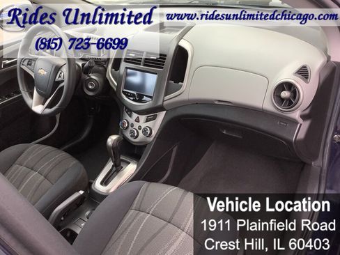 Used 2016 Chevrolet Sonic LT FWD image 29