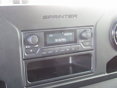 Used 2025 Mercedes-Benz Sprinter 2500 image 29