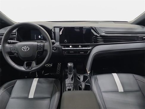 Certified 2025 Toyota Camry SE image 9