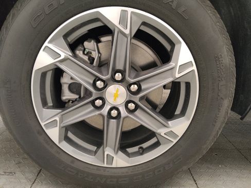 Used 2025 Chevrolet Blazer LT FWD image 31