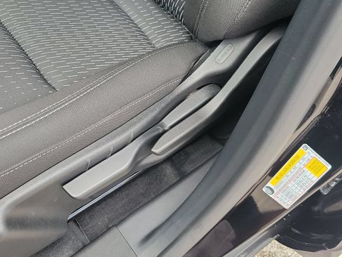 Used 2026 Chevrolet Equinox LT FWD image 16