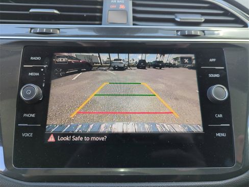 Used 2024 Volkswagen Tiguan Wolfsburg Edition image 31