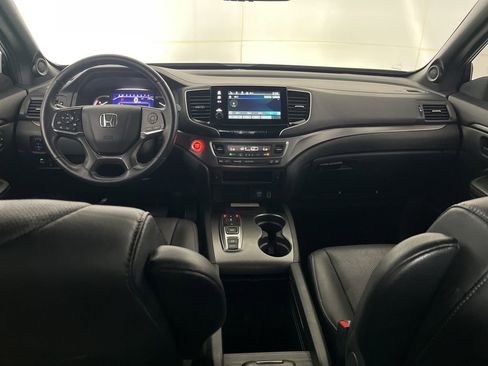 Used 2023 Honda Passport EX-L image 32