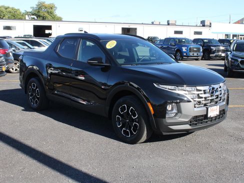 Used 2023 Hyundai Santa Cruz SEL w/ Activity Package image 3