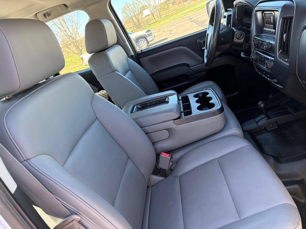Used 2015 Chevrolet Silverado 2500 W/T AWD/4WD image 20