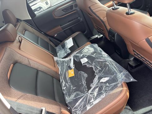 New 2026 Ford Bronco Sport Outer Banks w/ Outer Banks Tech Package+ AWD/4WD image 13