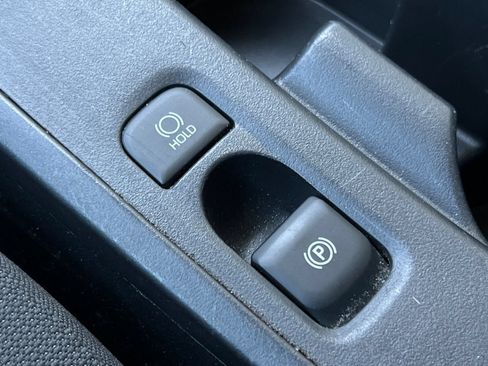 Used 2024 Toyota Corolla LE FWD image 32