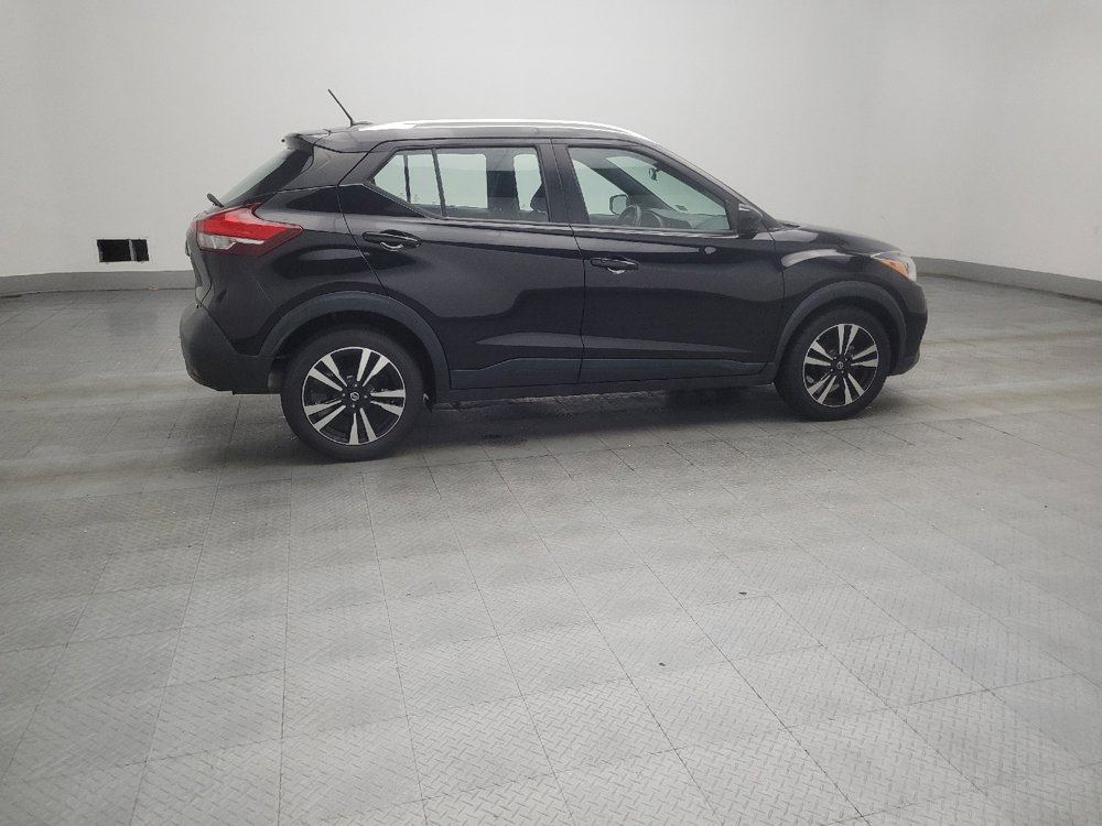 Used 2019 Nissan Kicks SV FWD image 10