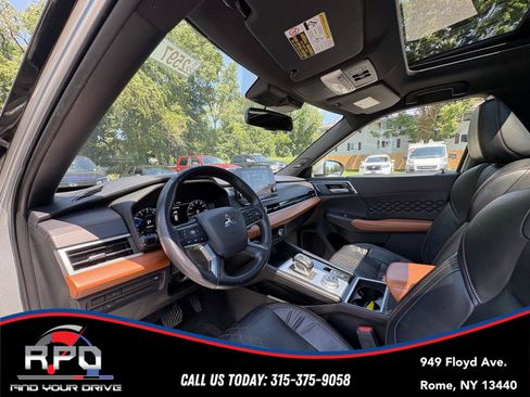 Used 2022 Mitsubishi Outlander SEL AWD/4WD image 5
