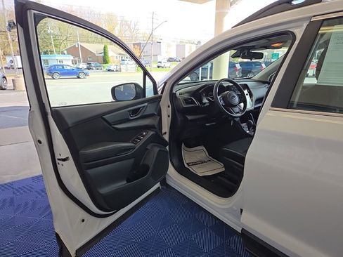 Used 2023 Subaru Ascent 8-Passenger AWD/4WD image 10