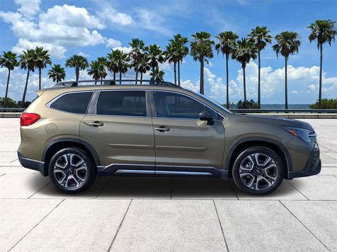 Certified 2023 Subaru Ascent Limited image 3