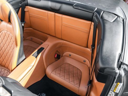 Used 2015 Ferrari California T image 28
