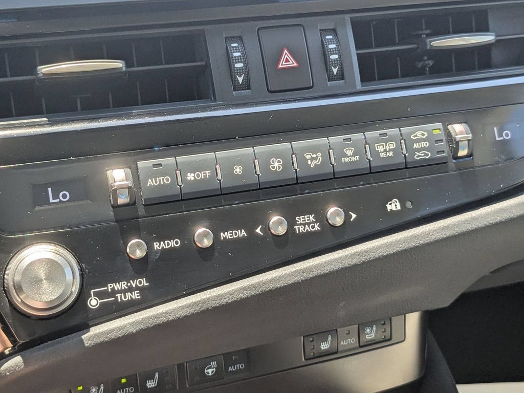 Used 2025 Lexus ES 350 w/ Premium Package FWD image 21