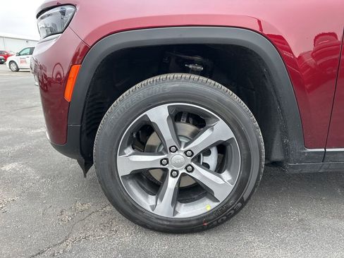 New 2026 Jeep Grand Cherokee Limited AWD/4WD image 20