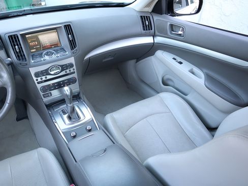 Used 2012 INFINITI G25 Journey image 18