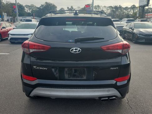 Used 2018 Hyundai Tucson Sport image 5