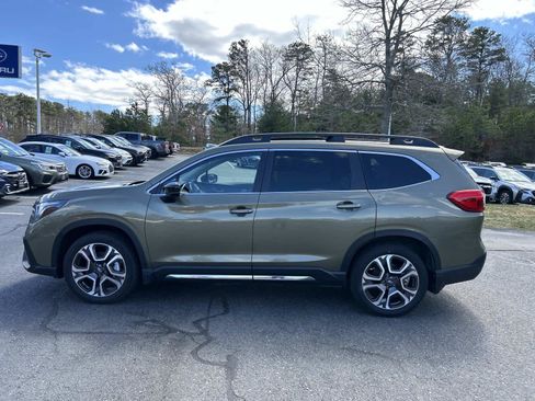 Used 2025 Subaru Ascent Limited AWD/4WD image 6