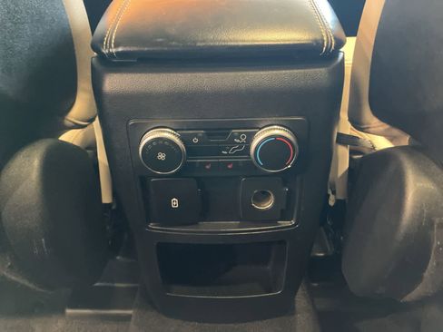 Used 2020 Ford Explorer XLT w/ Equipment Group 202A image 25