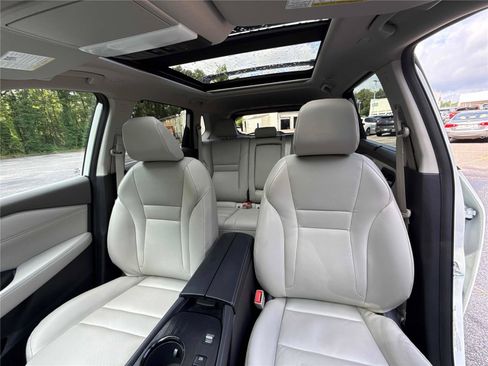 Used 2023 Nissan Rogue SV w/ SV Premium Package FWD image 25