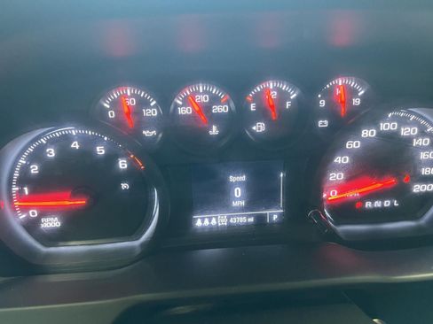 Used 2025 Chevrolet Silverado 2500 W/T w/ WT Convenience Package AWD/4WD image 12