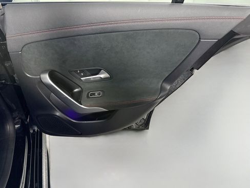 Used 2022 Mercedes-Benz CLA 250 image 28