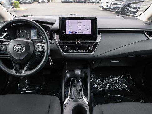 Used 2024 Toyota Corolla LE image 12