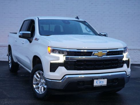 New 2026 Chevrolet Silverado 1500 LT w/ Z71 Off-Road Package image 4