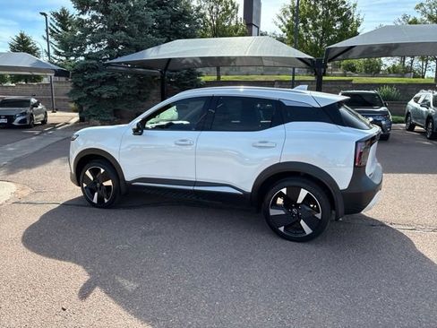 Certified 2025 Nissan Kicks SR AWD/4WD image 6