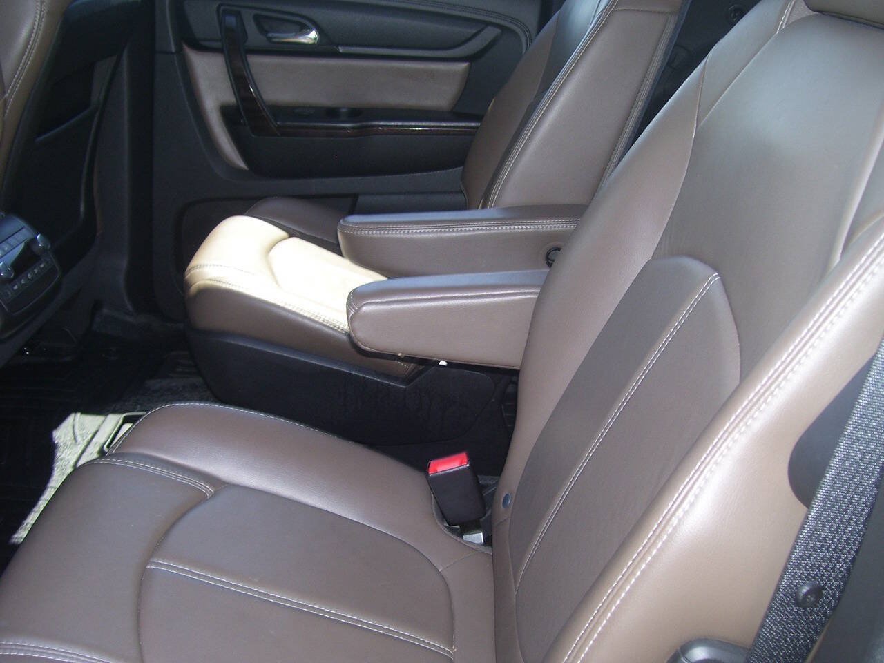 Used 2017 GMC Acadia Limited SLT FWD image 8