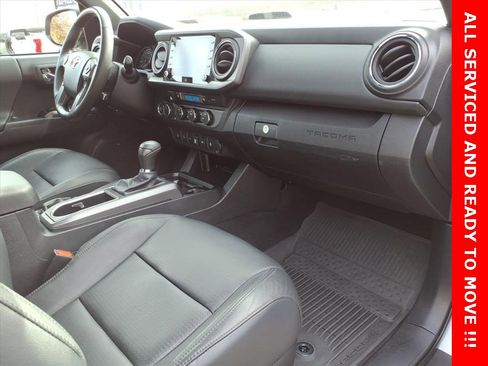 Used 2023 Toyota Tacoma 4x4 Double Cab image 10