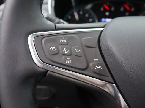 Used 2024 Chevrolet Equinox LT image 13